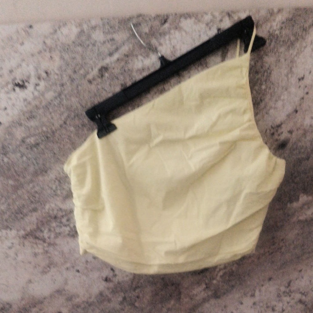 Zara Light Yellow One-Shoulder Tank Top